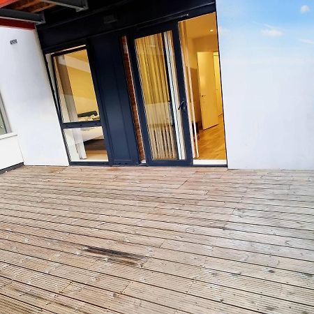 Your Riverside Home 2 With Private Balcony لندن المظهر الخارجي الصورة
