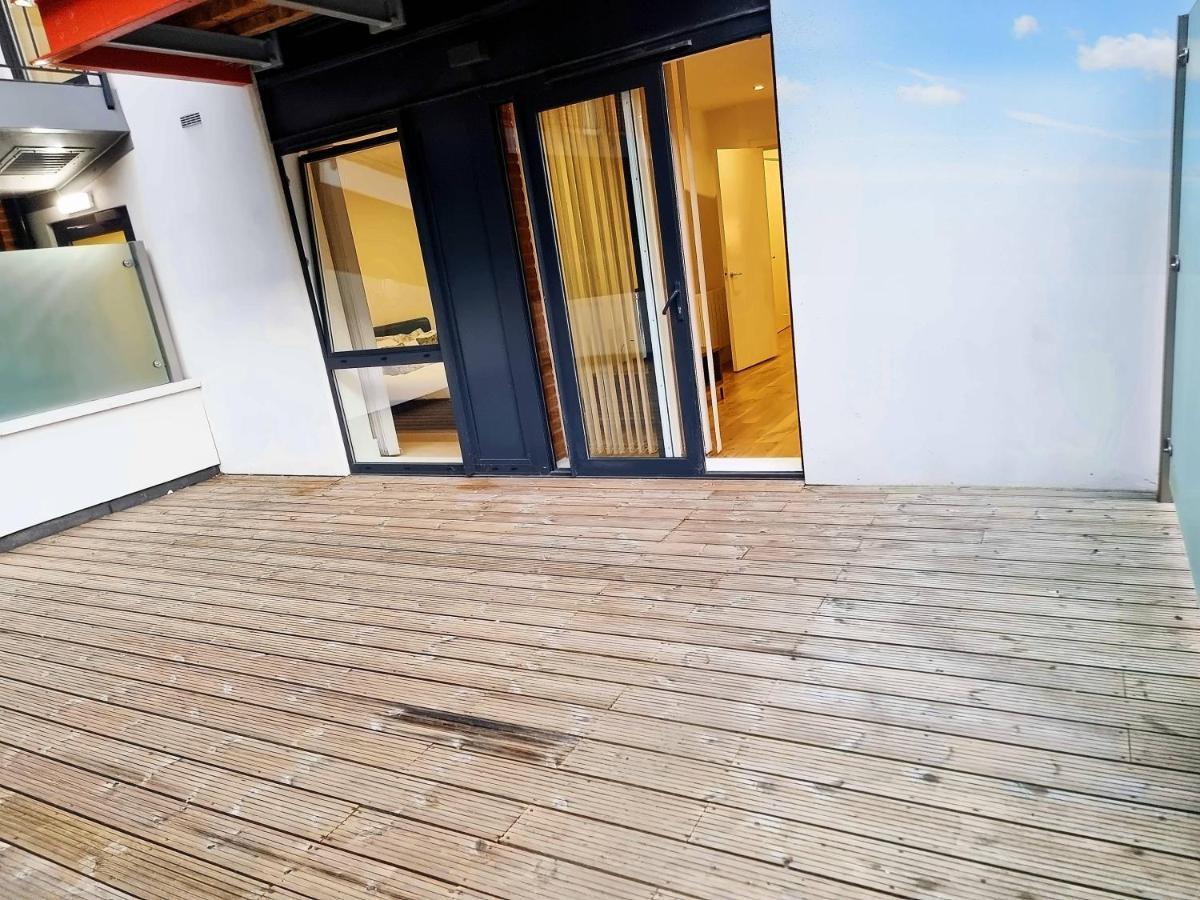 Your Riverside Home 2 With Private Balcony لندن المظهر الخارجي الصورة